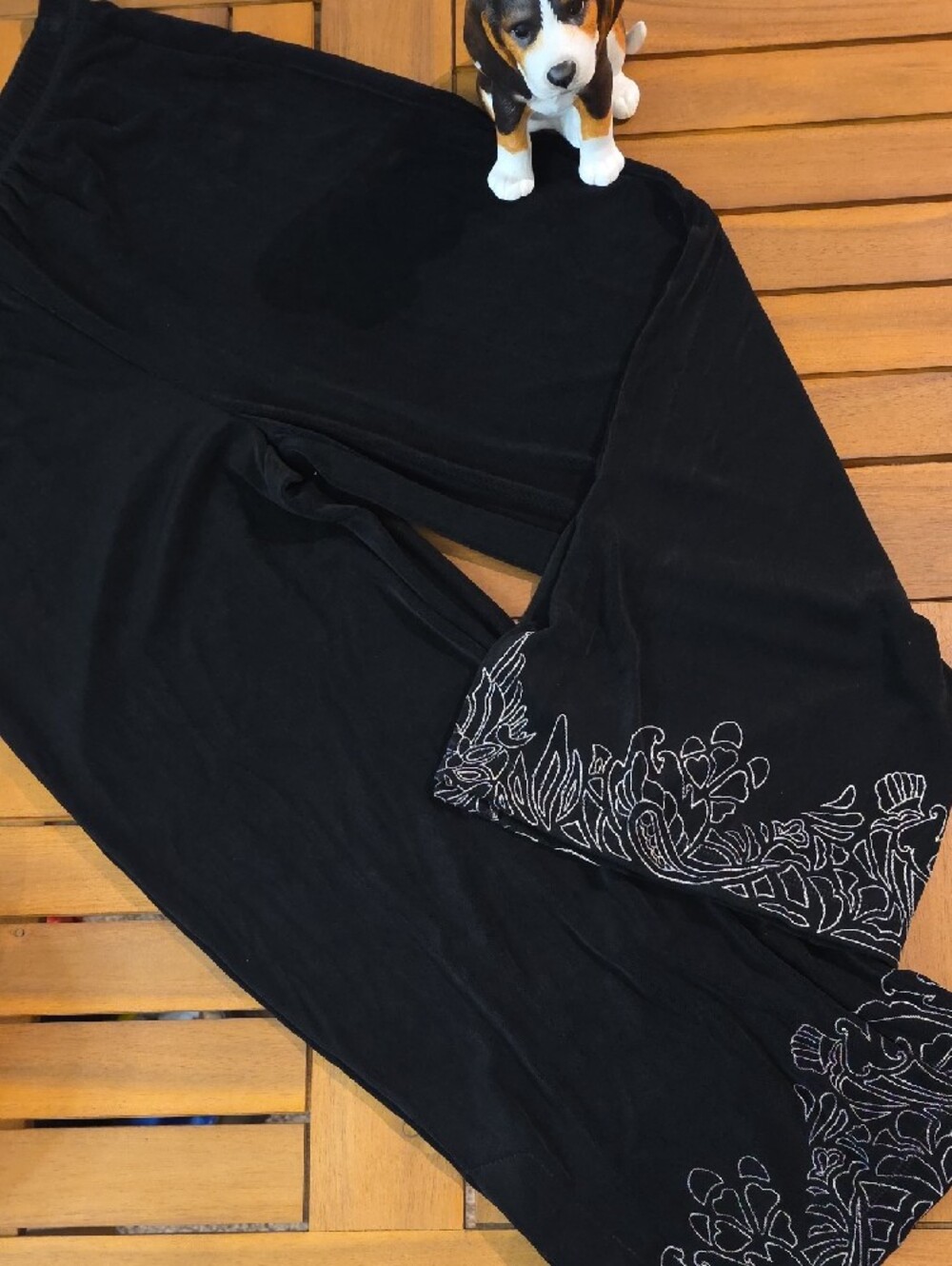 Chico's Black Wide-Leg Embroidered Hem Pants w/Floral Design